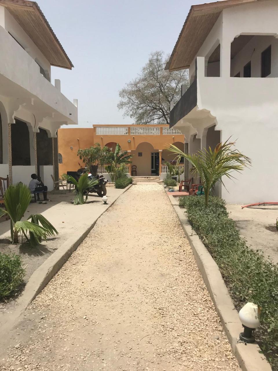 Auberge La Praline Toubakouta Ngoại thất bức ảnh